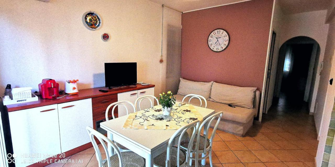Sea Garden, Fronte Mare Con Piscina Apartment Маскали Екстериор снимка